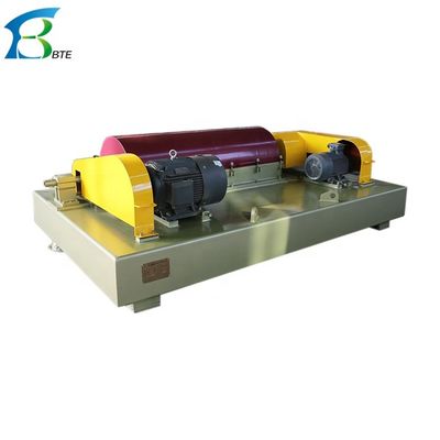 Декантерная центрифуга для разделения нефти и воды 220V 380V 5KW оборудование для обезвоживания